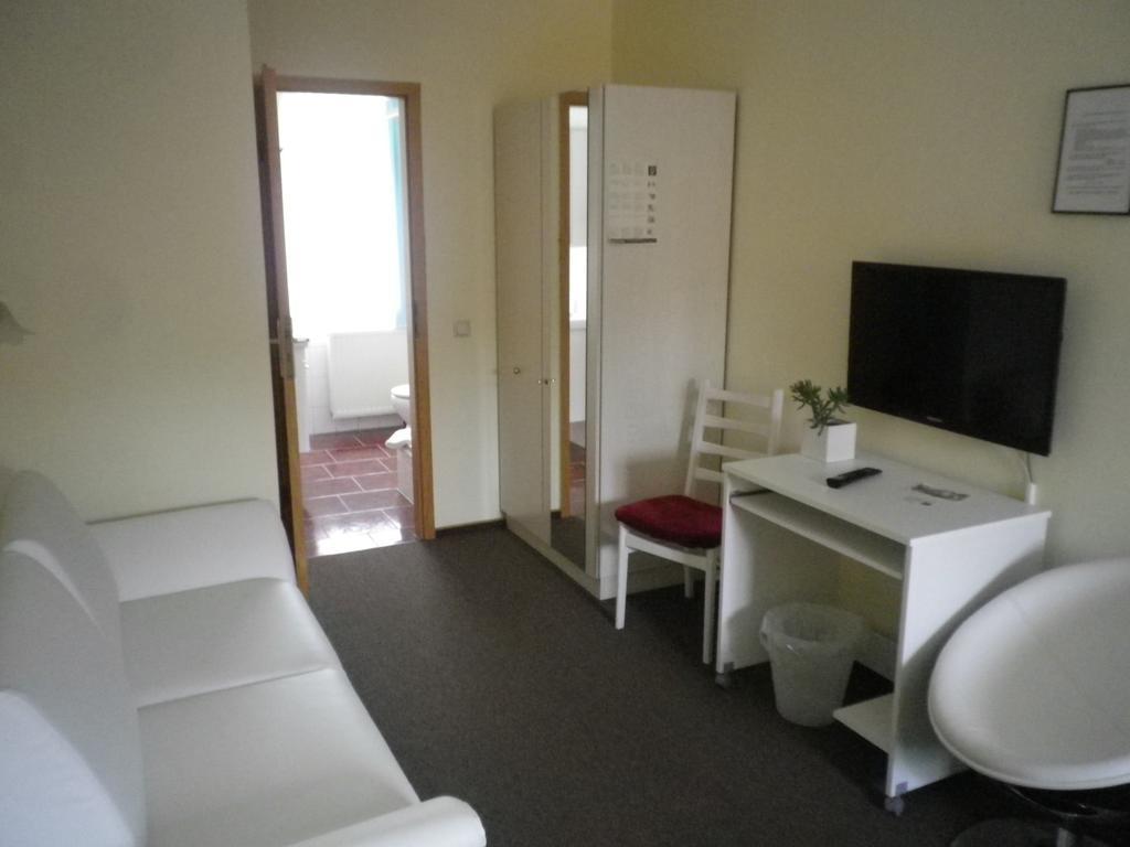 Hotel An Der Kapelle 마이닝겐 객실 사진