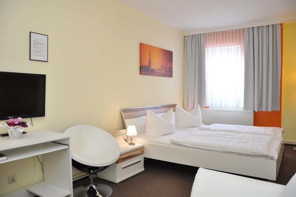Hotel An Der Kapelle 마이닝겐 외부 사진